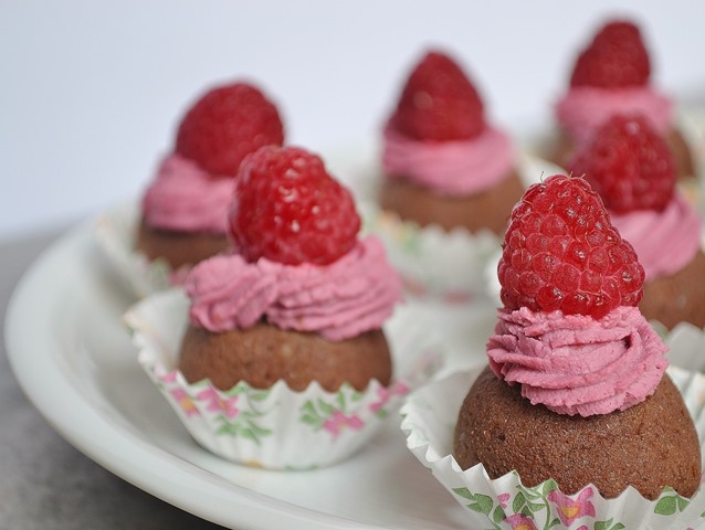 Mini Raw Cacao Coconut Raspberry Cupcakes