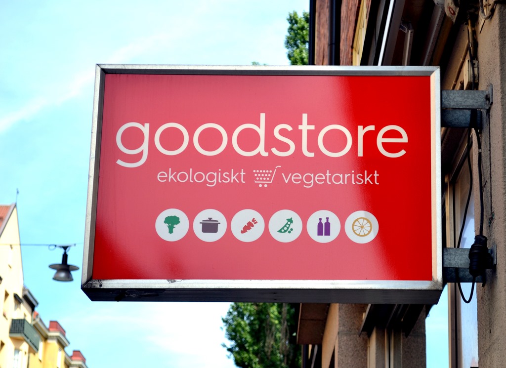 Vegan on Tour: Stockholm, Sweden- good store |coconutandberries.com