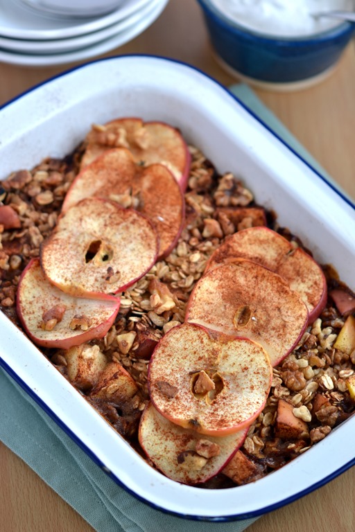 Apple Chai-Spiced Baked Oats