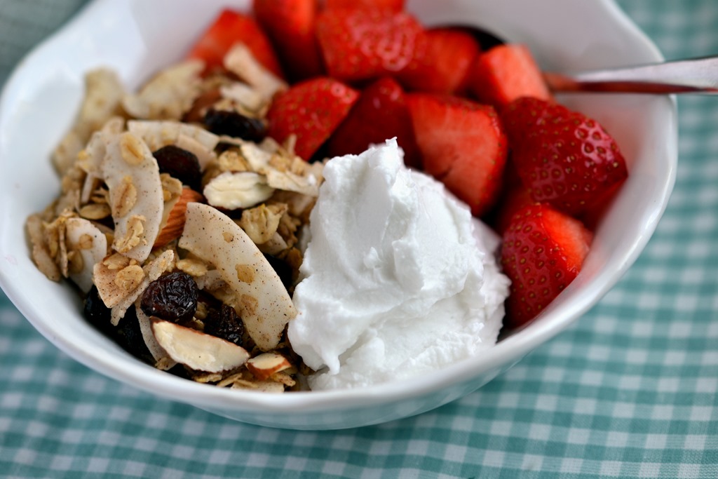 Coconut Yoghurt, Granola, Strawberries